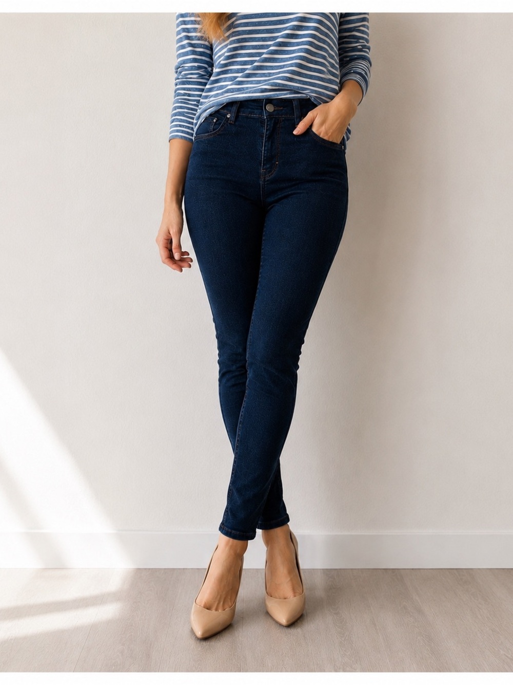 PAIGE Skyline Skinny Jeans Size 28 Azaria Dark Wash Stretch Mid Rise